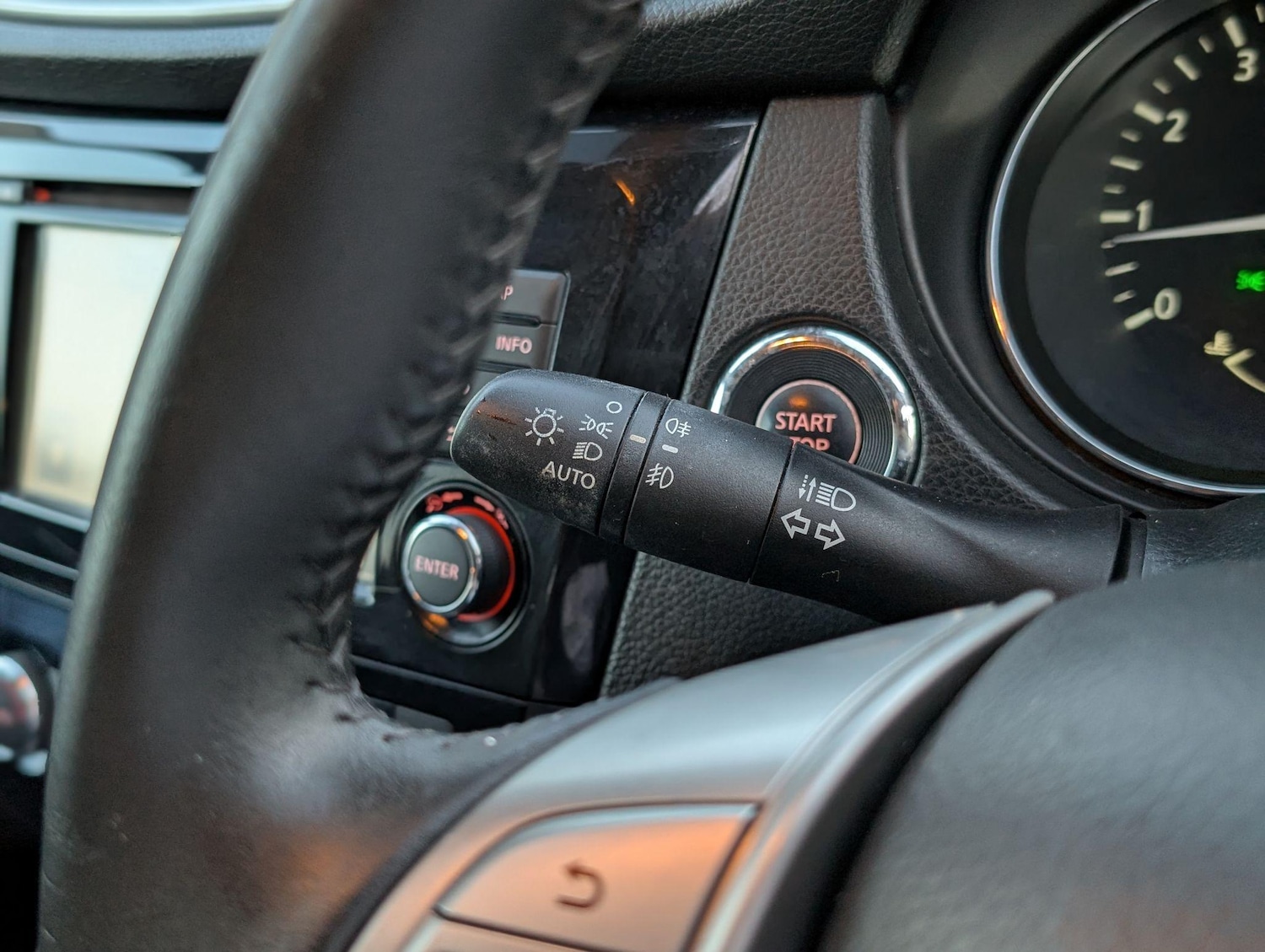 Used Nissan Qashqai 2015 for sale - 76189231: Photo 37