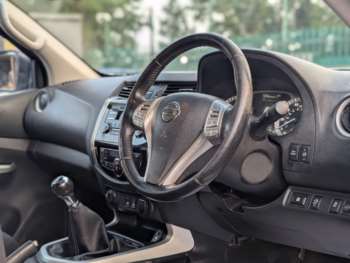 Used Nissan Navara 2017 for sale - 75363838: Photo