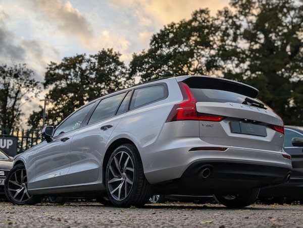 Used Volvo V60 2019 for sale - 76189186: Photo 10