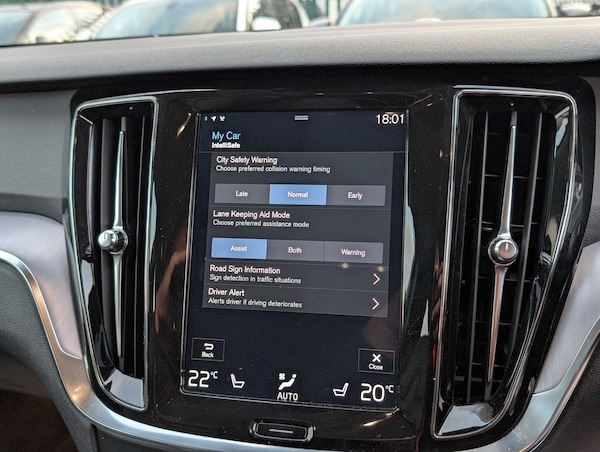 Used Volvo V60 2019 for sale - 76189186: Photo 24