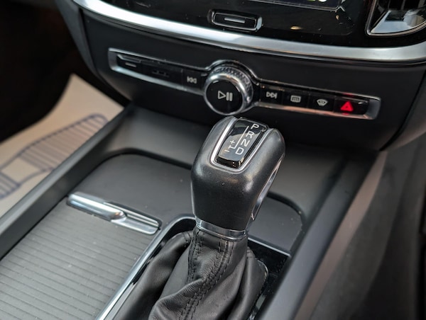 Used Volvo V60 2019 for sale - 76189186: Photo 30