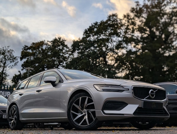 Used Volvo V60 2019 for sale - 76189186: Photo 4
