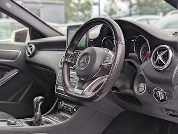 Used Mercedes-Benz A-Class 2018 for sale - 76072040: Photo 3