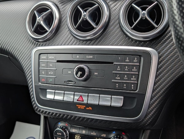 Used Mercedes-Benz A-Class 2018 for sale - 76072040: Photo 40