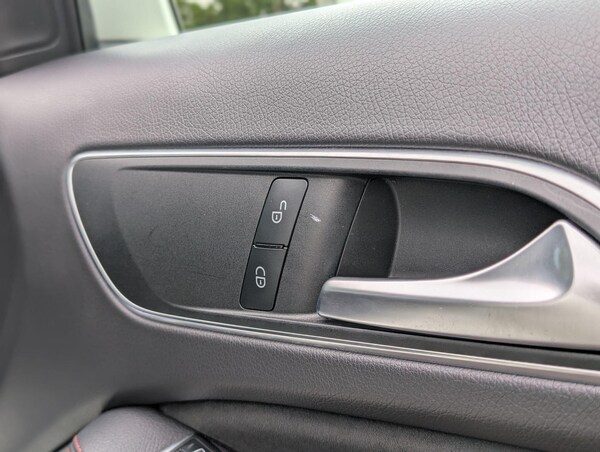 Used Mercedes-Benz A-Class 2018 for sale - 76072040: Photo 43