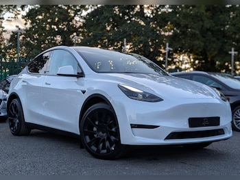 2022 (72) - Long Range AWD 5dr Auto