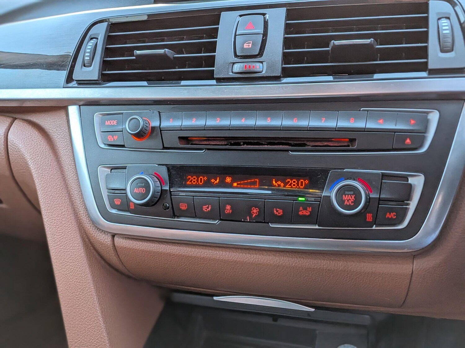 Used BMW 3 Series 2014 for sale - 77376275: Photo 30