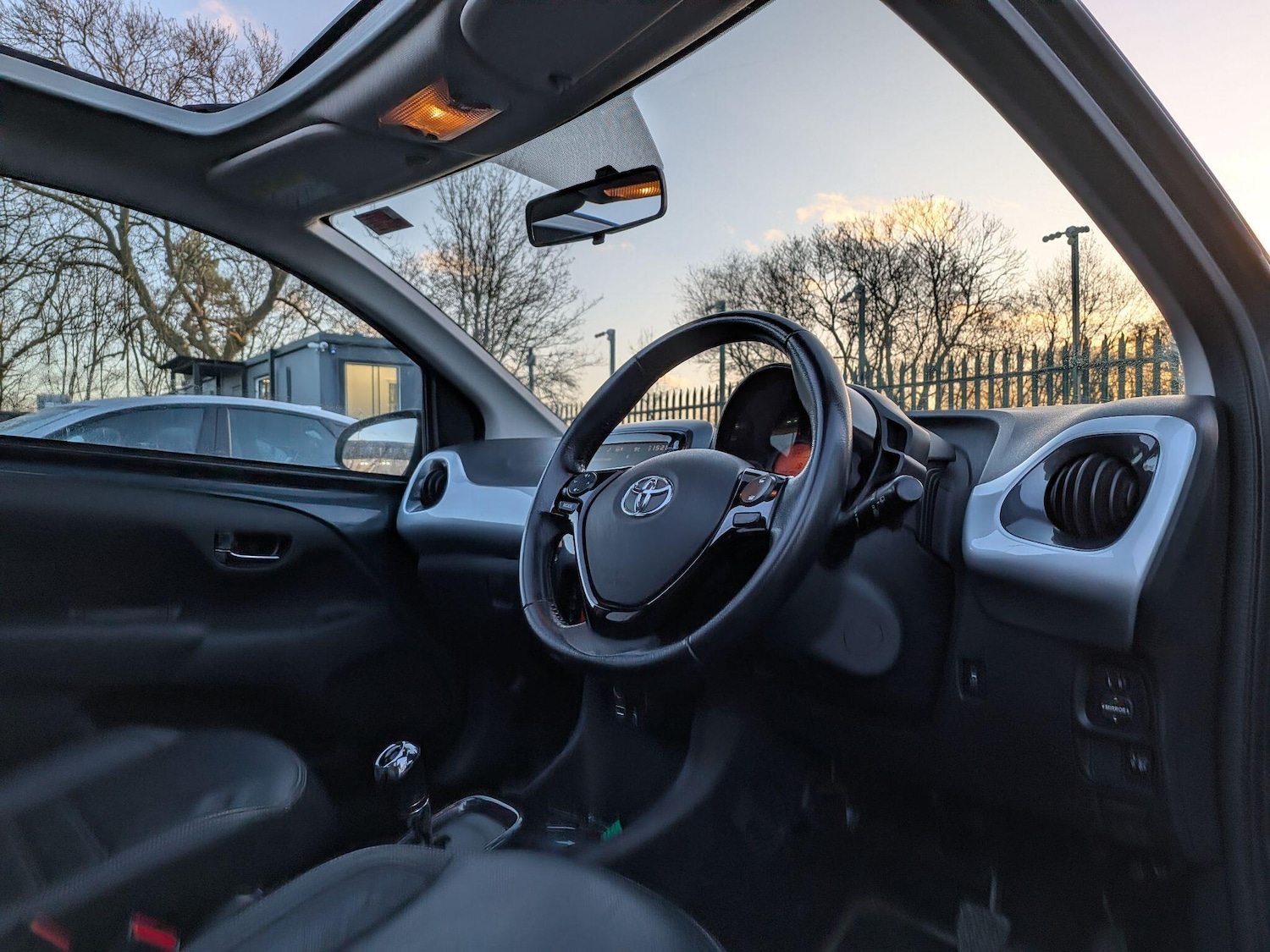 Used Toyota AYGO 2016 for sale - 77016520: Photo 17