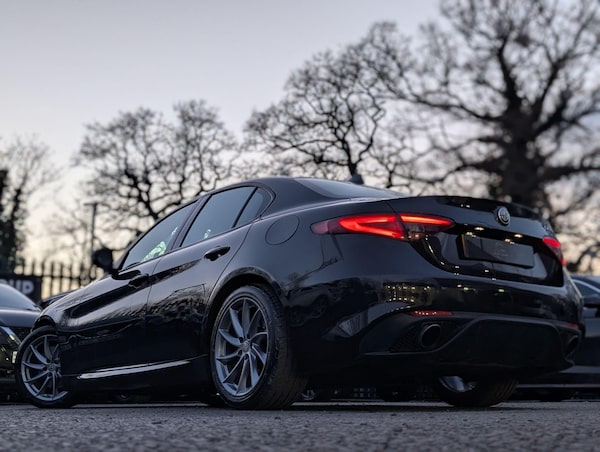 Used Alfa Romeo Giulia 2017 for sale - 76072090: Photo 10