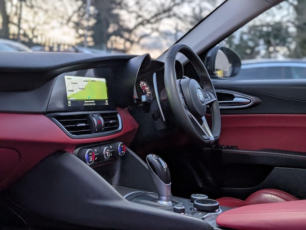 Used Alfa Romeo Giulia 2017 for sale - 76072090: Photo 21