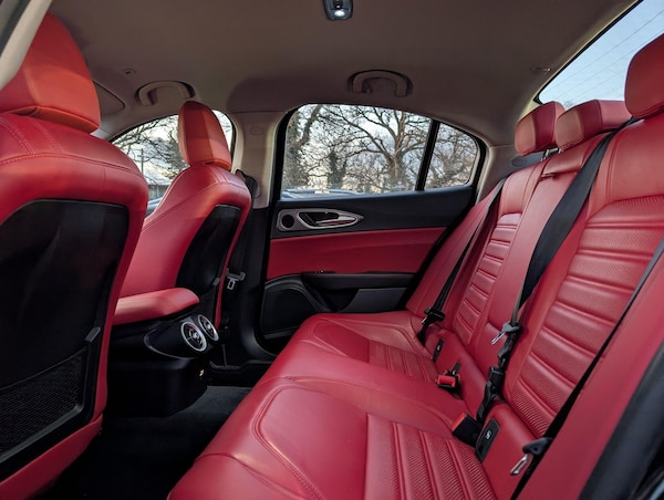 Used Alfa Romeo Giulia 2017 for sale - 76072090: Photo 27