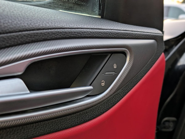 Used Alfa Romeo Giulia 2017 for sale - 76072090: Photo 61