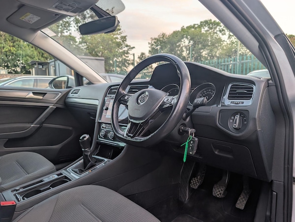 Used Volkswagen Golf 2019 for sale - 75609670: Photo 12
