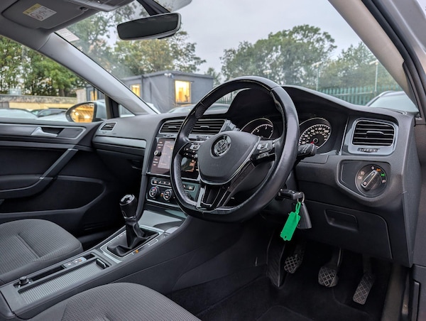 Used Volkswagen Golf 2019 for sale - 75609670: Photo 18