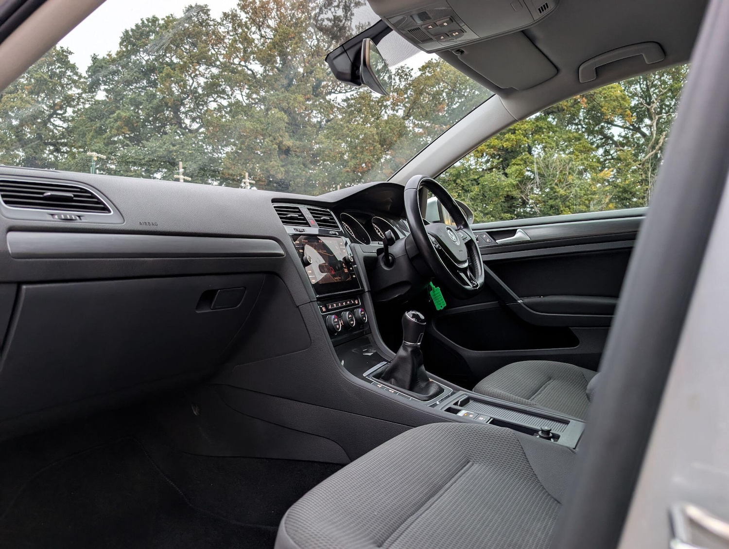 Used Volkswagen Golf 2019 for sale - 75609670: Photo 24