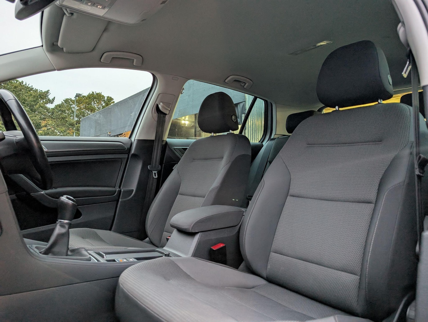 Used Volkswagen Golf 2019 for sale - 75609670: Photo 26