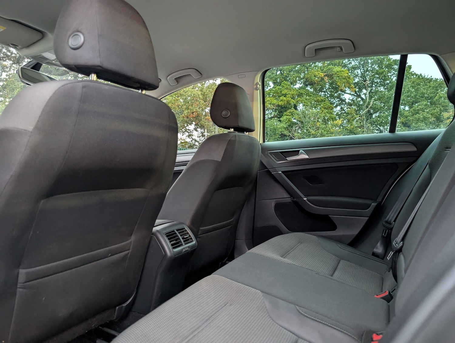 Used Volkswagen Golf 2019 for sale - 75609670: Photo 27