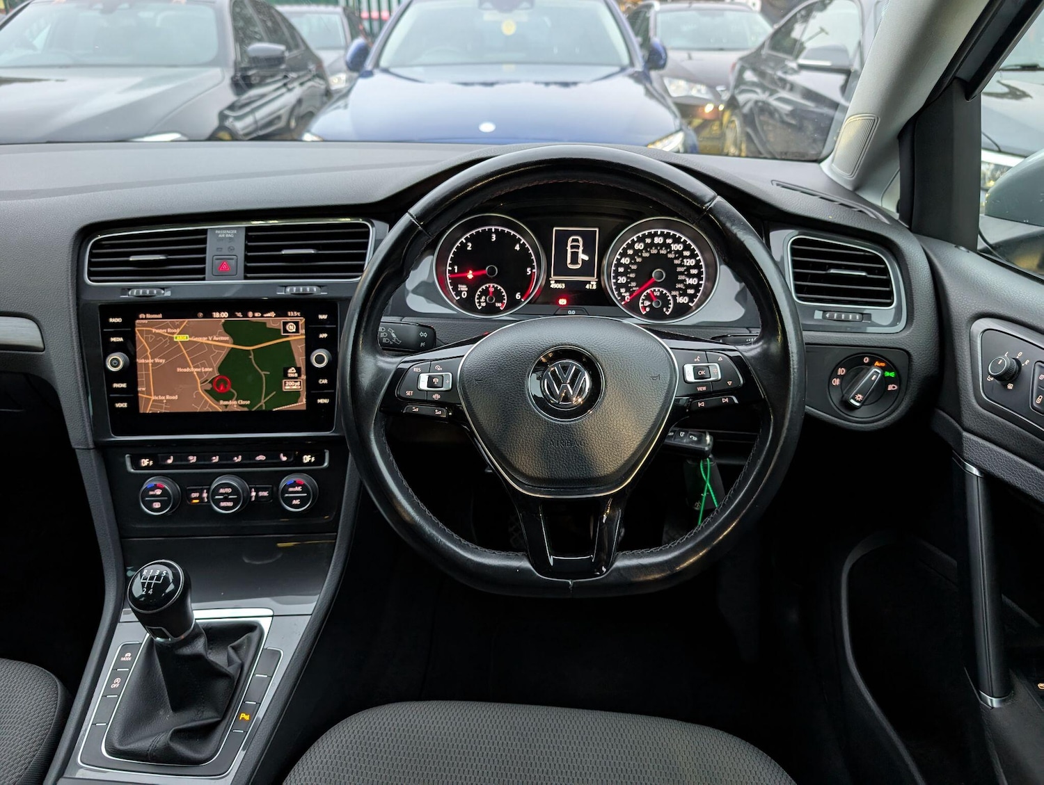 Used Volkswagen Golf 2019 for sale - 75609670: Photo 40