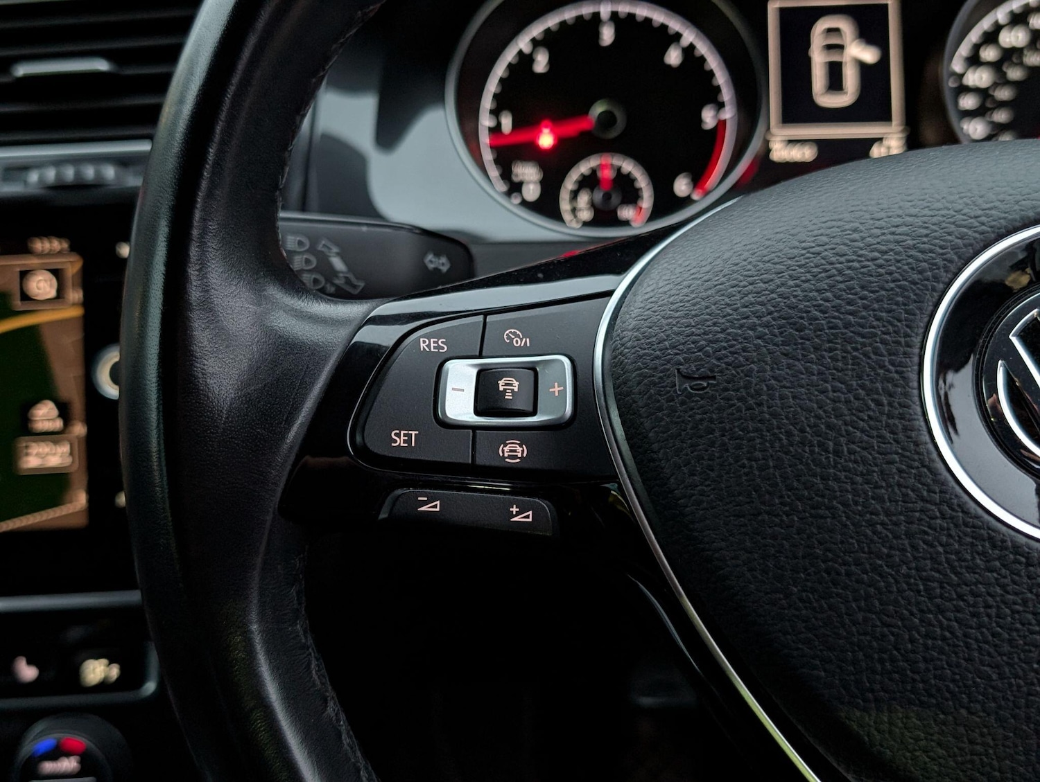 Used Volkswagen Golf 2019 for sale - 75609670: Photo 45