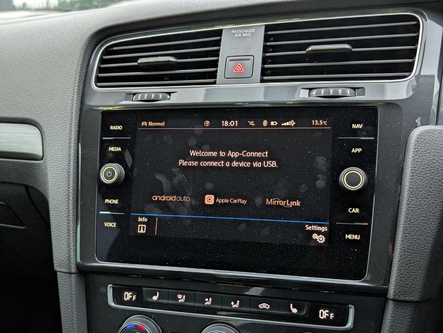 Used Volkswagen Golf 2019 for sale - 75609670: Photo 52