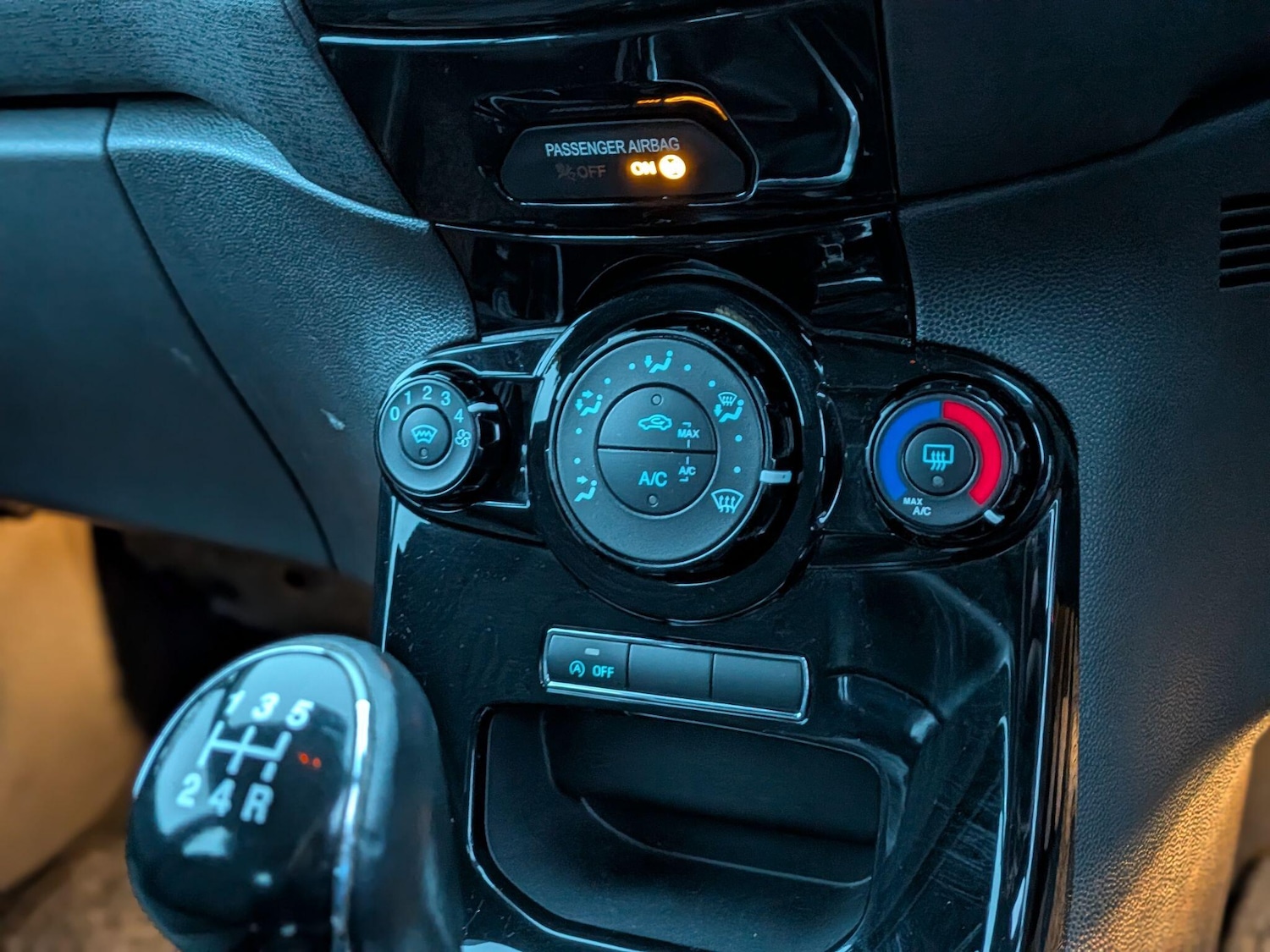 Used Ford Fiesta 2016 for sale - 77202898: Photo 19