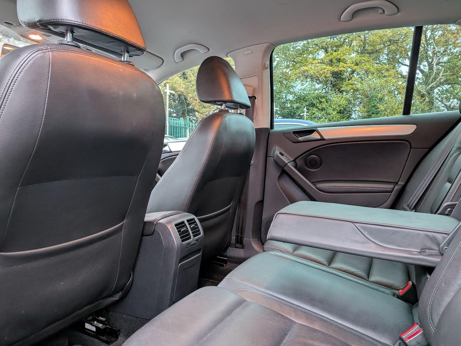 Used Volkswagen Golf 2012 for sale - 76512224: Photo 24