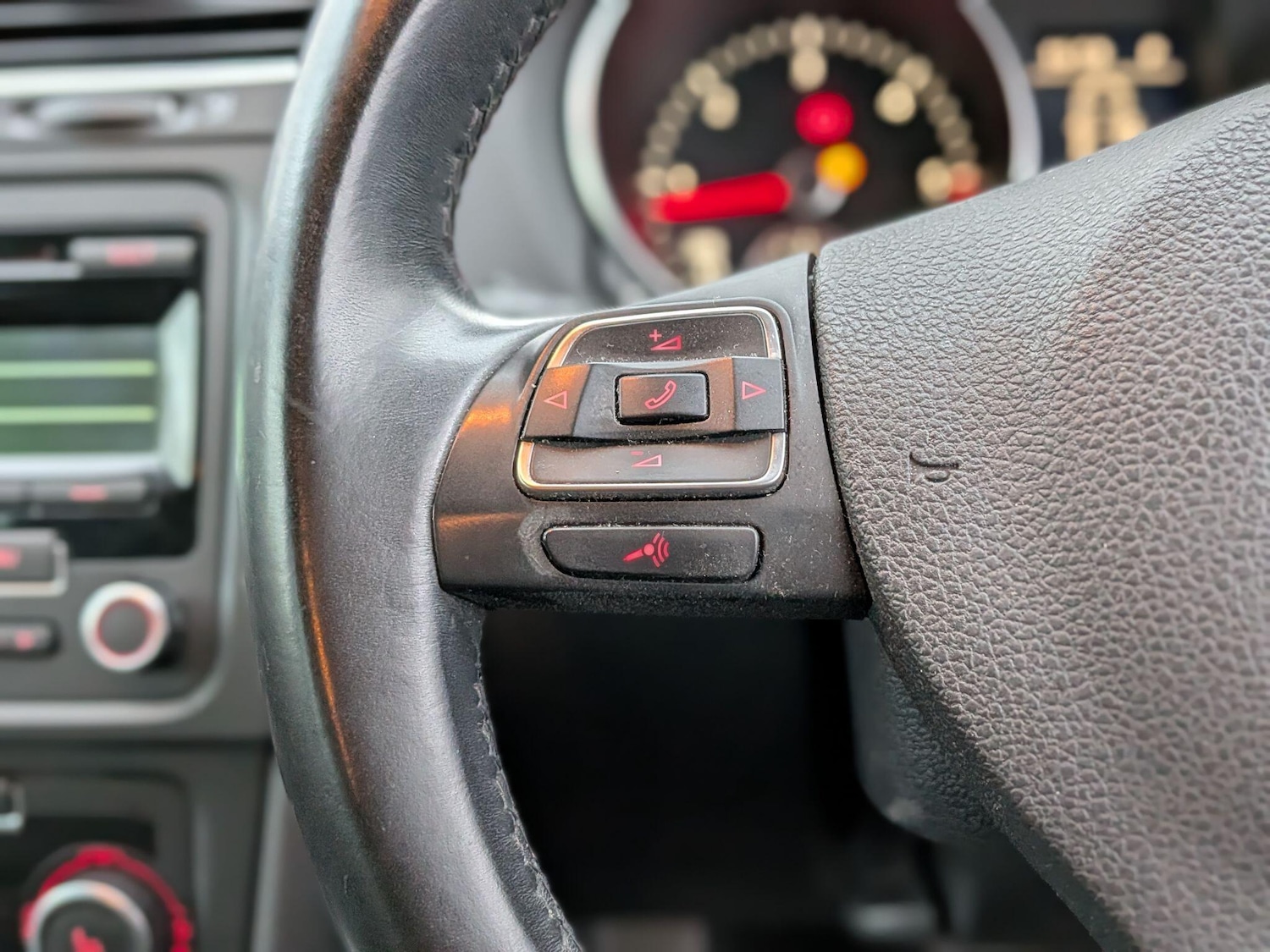 Used Volkswagen Golf 2012 for sale - 76512224: Photo 27