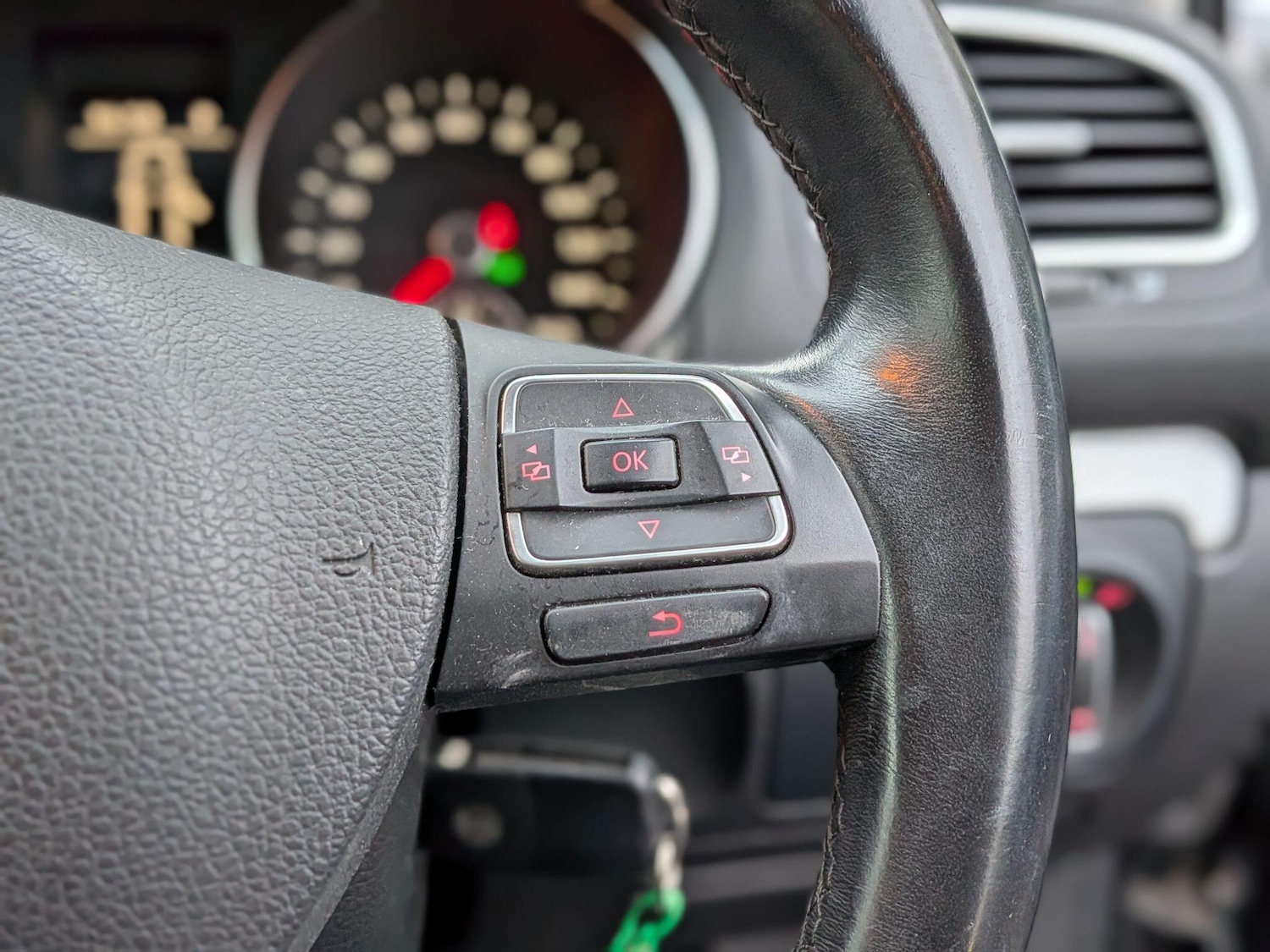 Used Volkswagen Golf 2012 for sale - 76512224: Photo 30