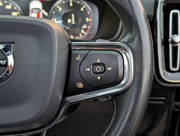 Used Volvo XC40 2020 for sale - 76072182: Photo 33