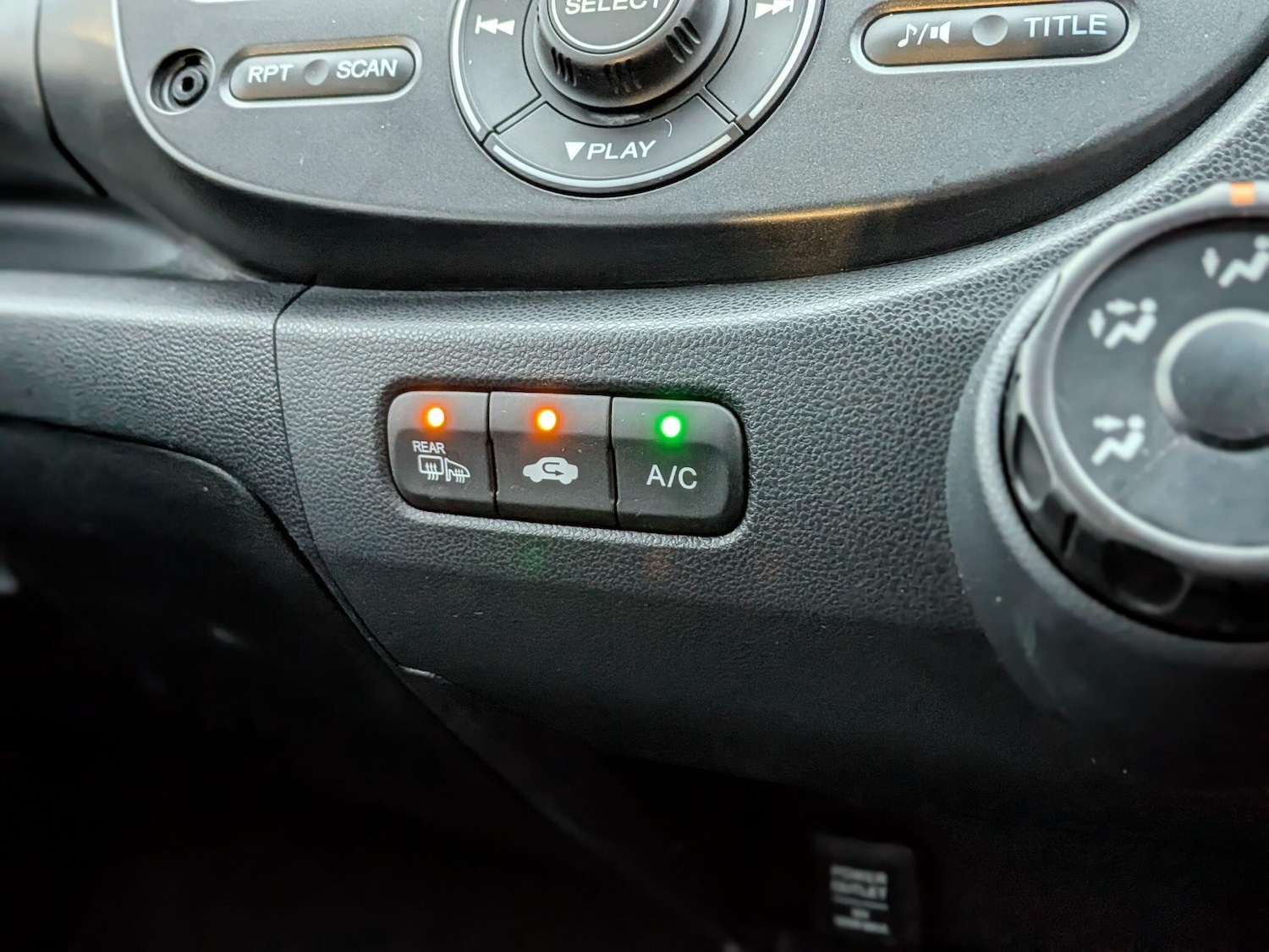 Used Honda Jazz 2013 for sale - 76561521: Photo 30