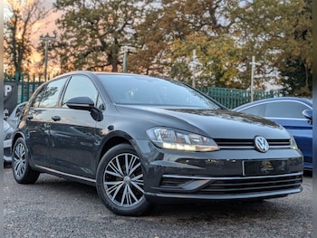 Used Volkswagen Golf 2018 for sale - 76527923: Photo