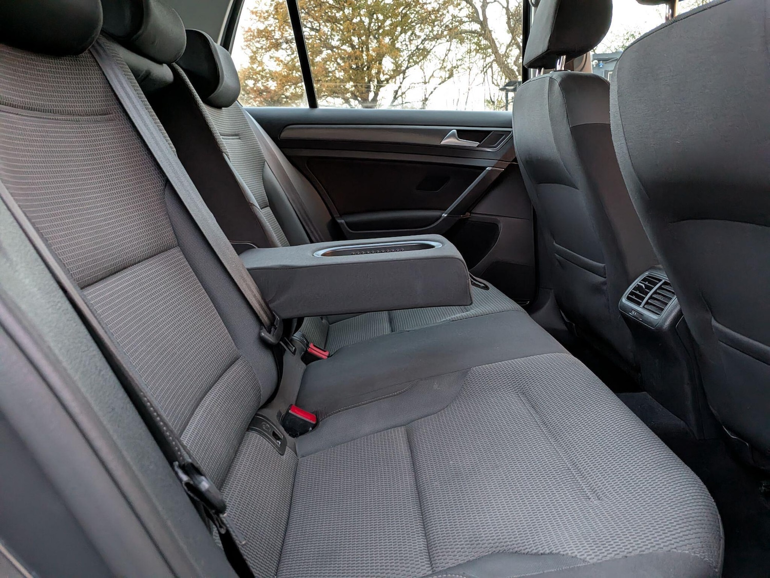 Used Volkswagen Golf 2018 for sale - 76527923: Photo 23