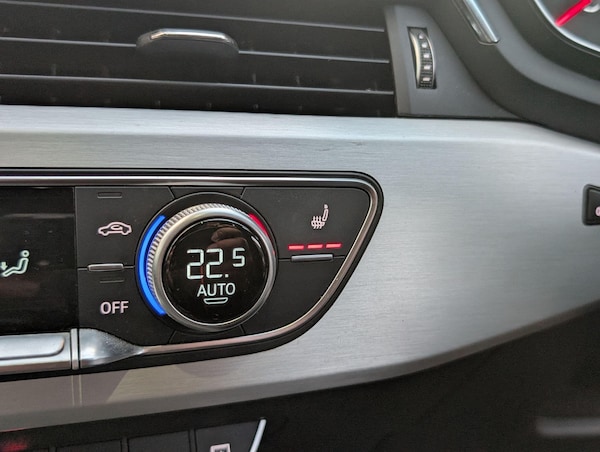 Used Audi A4 2018 for sale - 76215286: Photo 38