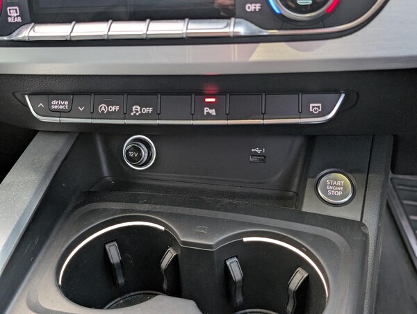 Used Audi A4 2018 for sale - 76215286: Photo 42
