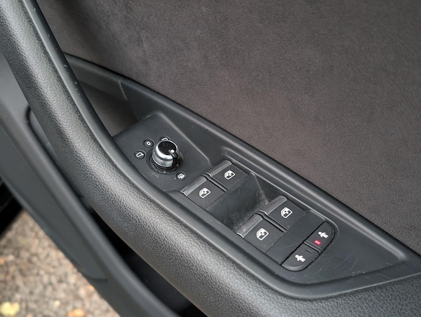 Used Audi A4 2018 for sale - 76215286: Photo 44