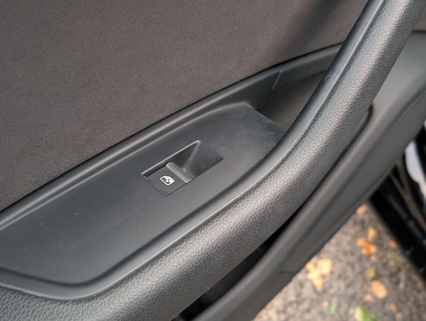 Used Audi A4 2018 for sale - 76215286: Photo 45