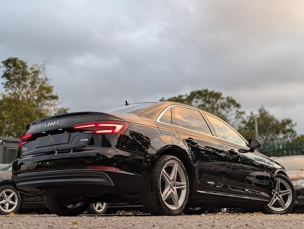 Used Audi A4 2018 for sale - 76215286: Photo 8