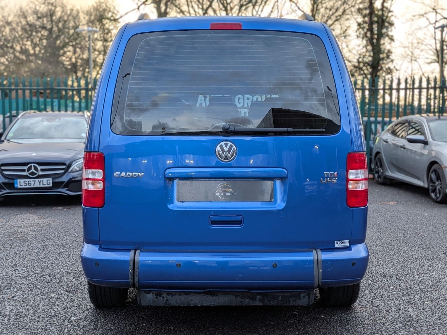 Used Volkswagen Caddy Maxi Life 2015 for sale - 77376576: Photo 11