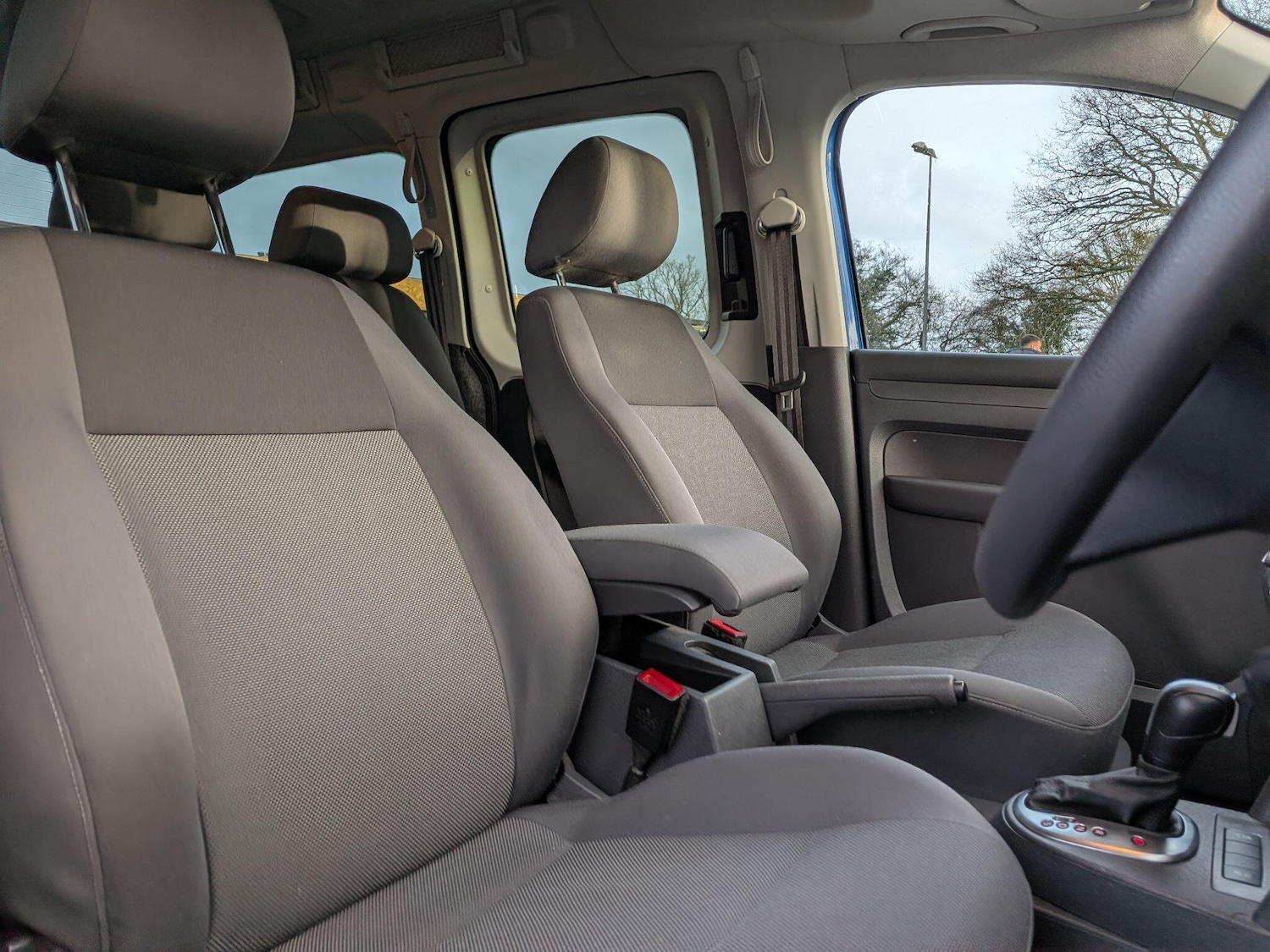 Used Volkswagen Caddy Maxi Life 2015 for sale - 77376576: Photo 18