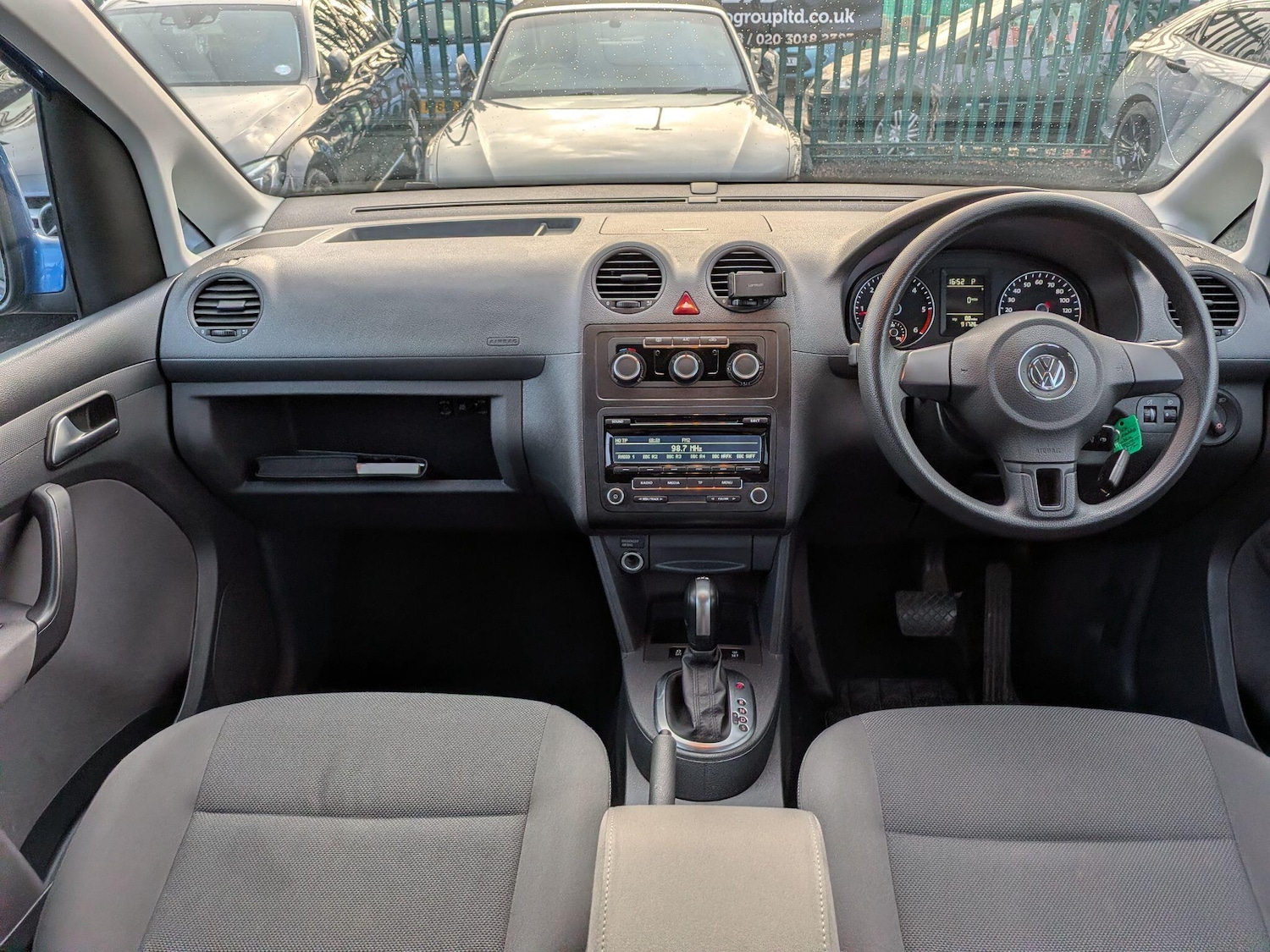 Used Volkswagen Caddy Maxi Life 2015 for sale - 77376576: Photo 22