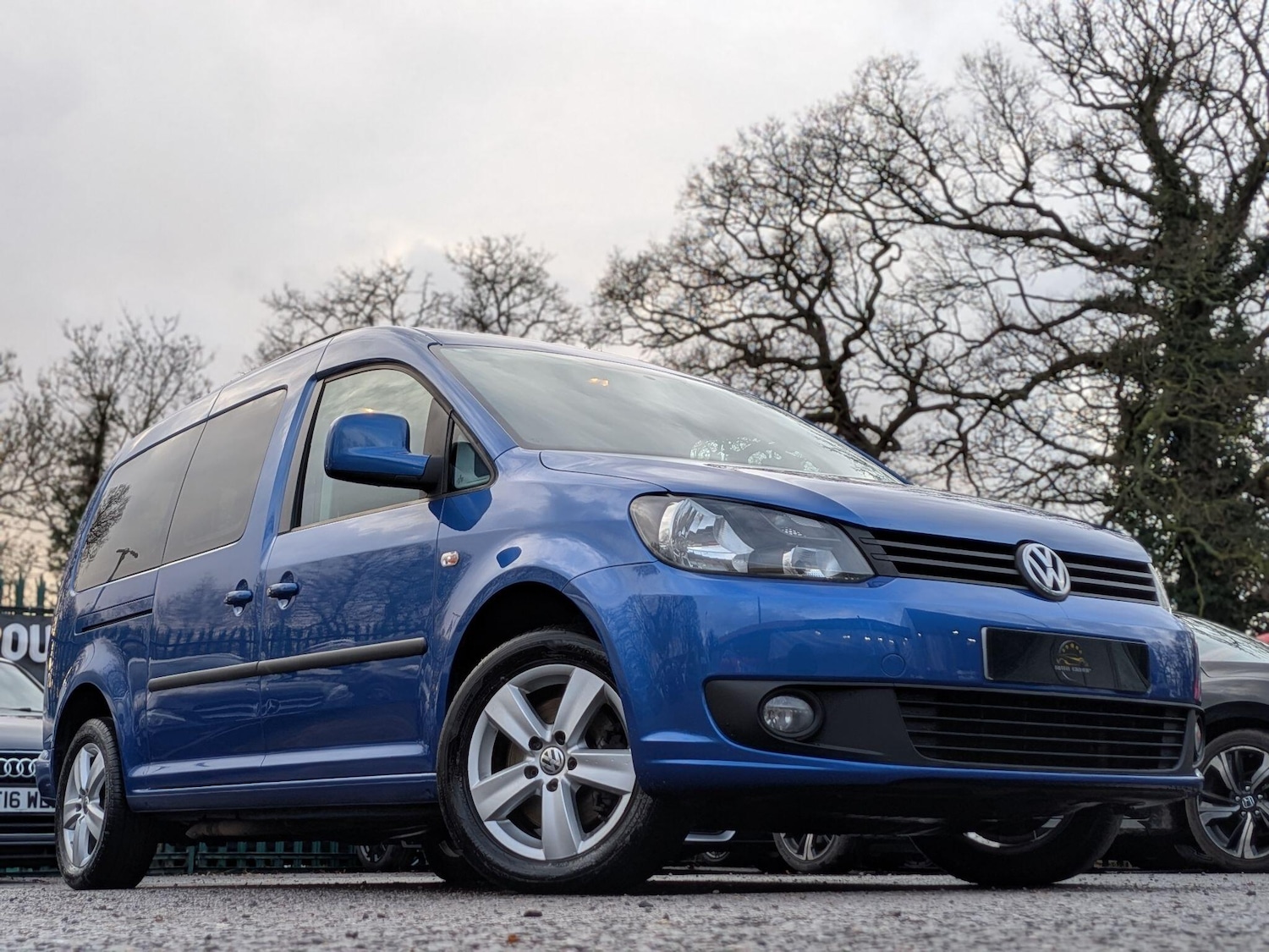 Used Volkswagen Caddy Maxi Life 2015 for sale - 77376576: Photo 3