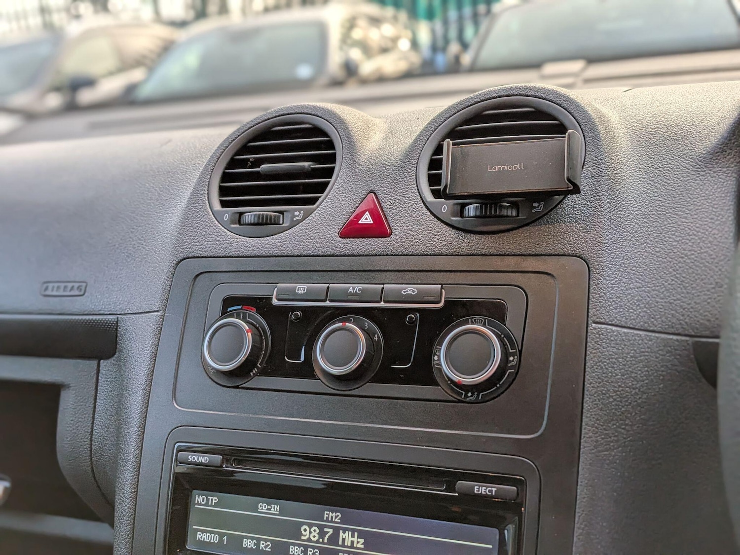 Used Volkswagen Caddy Maxi Life 2015 for sale - 77376576: Photo 32