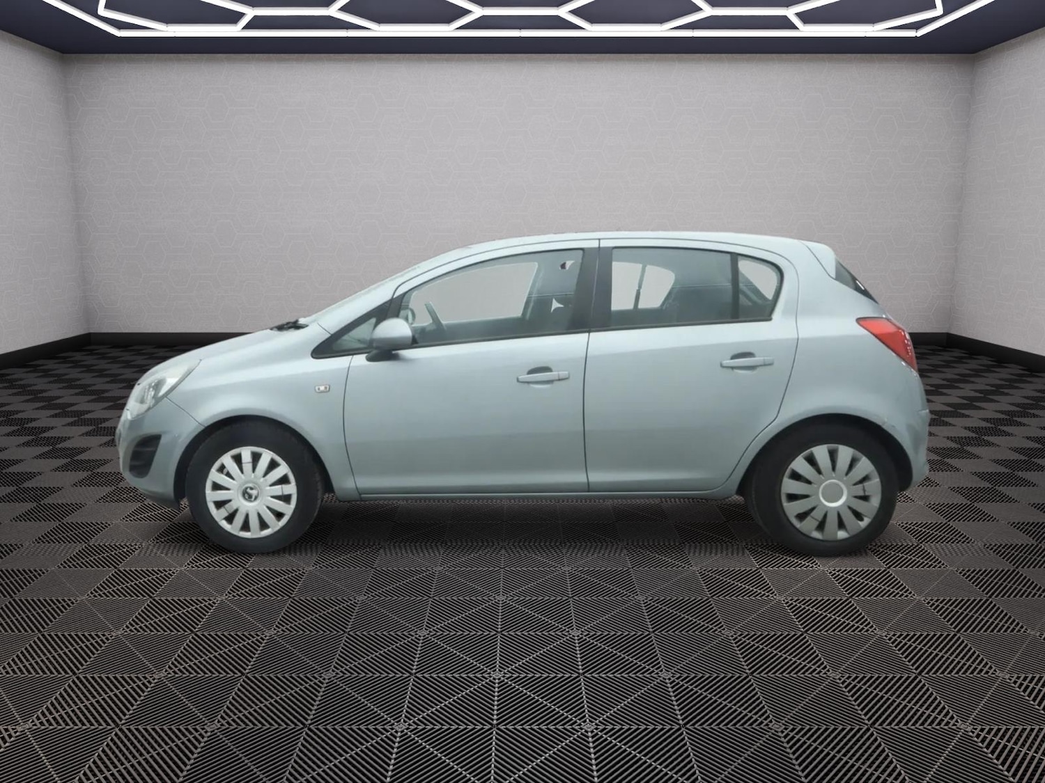 Used Vauxhall Corsa 2013 for sale - 76670937: Photo 6