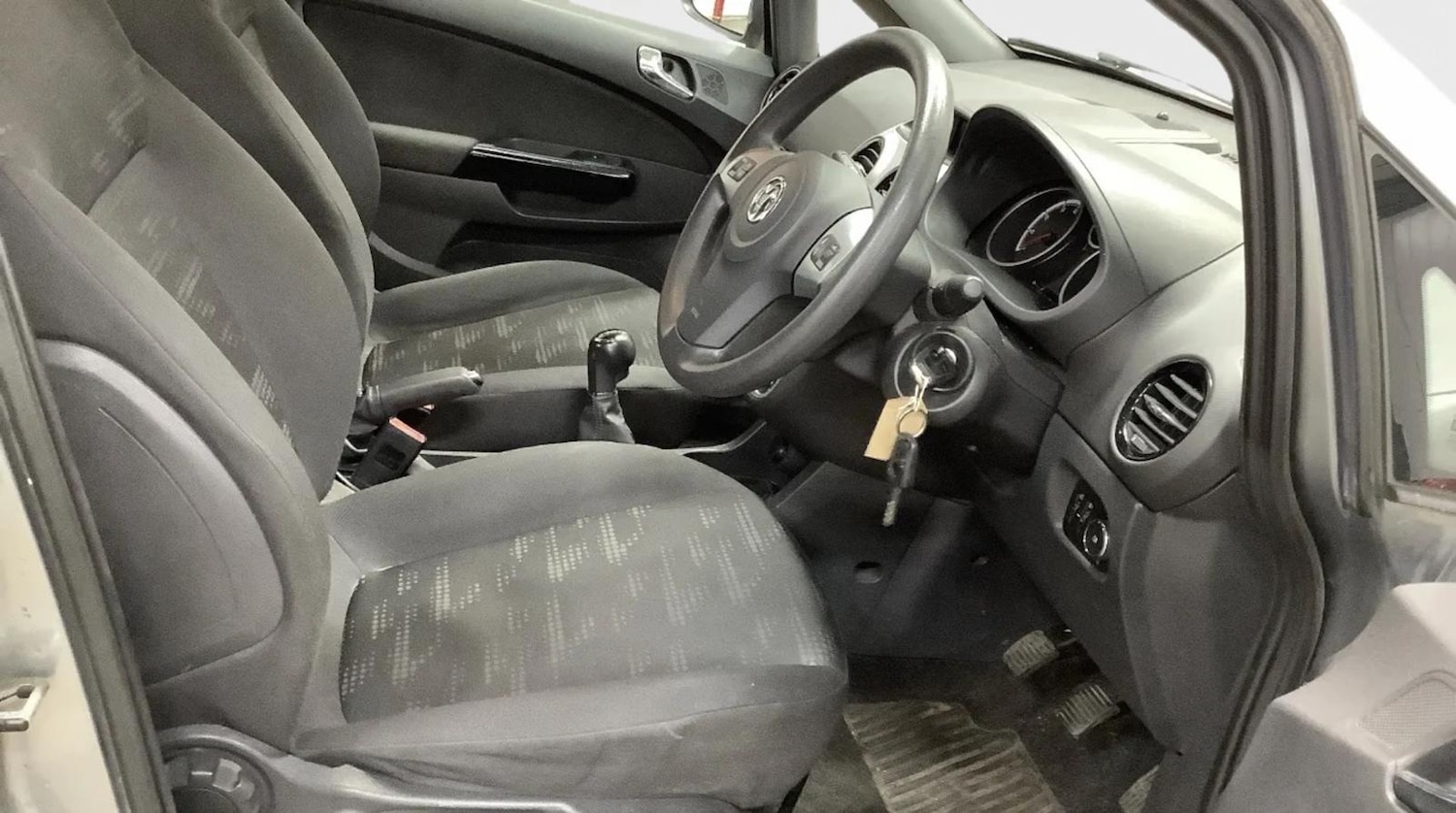 Used Vauxhall Corsa 2013 for sale - 76670937: Photo 7