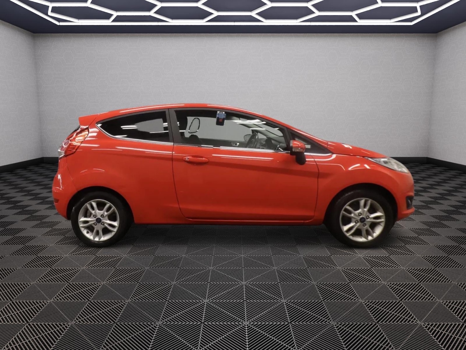 Used Ford Fiesta 2015 for sale - 76719645: Photo 5