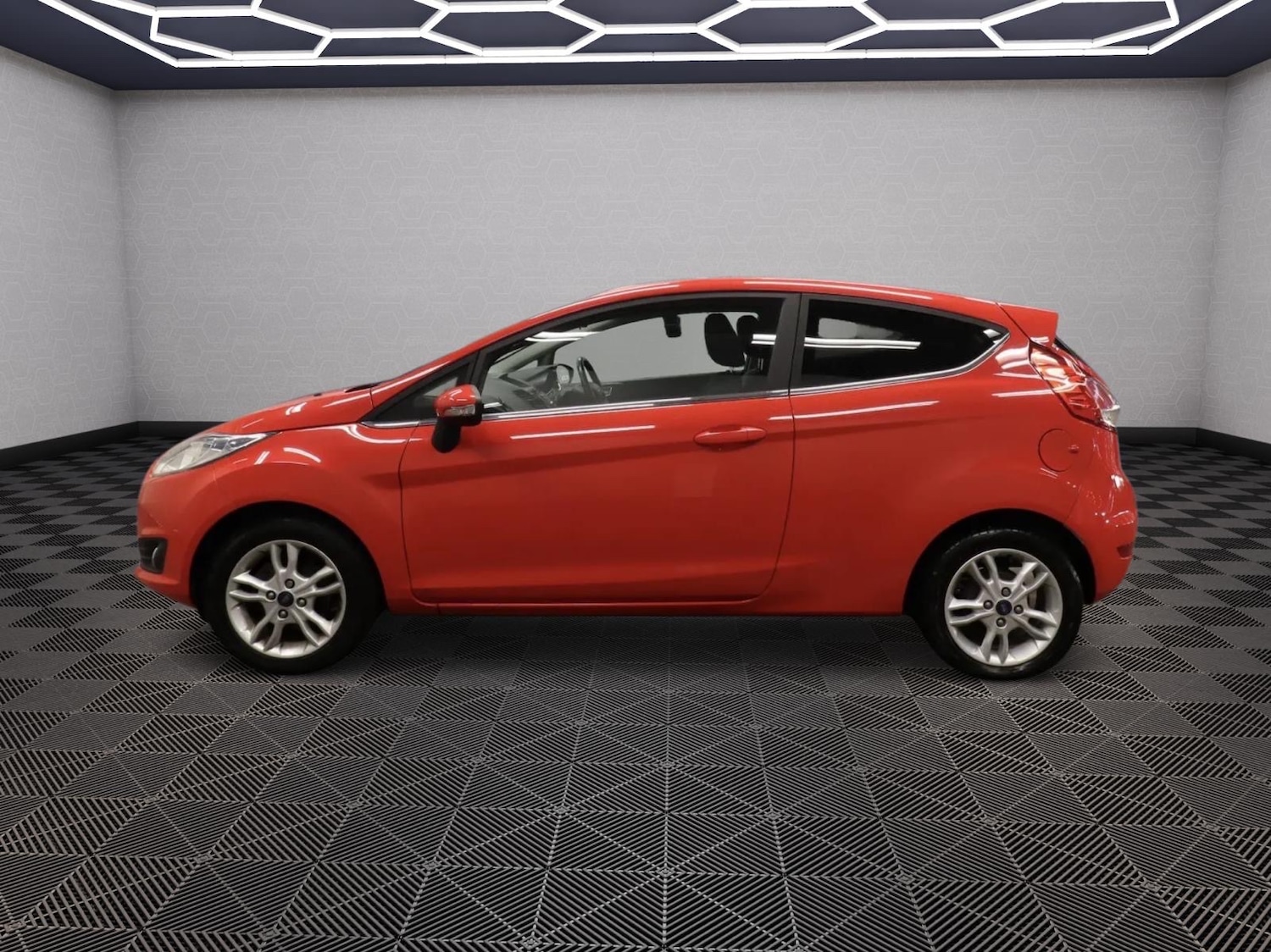 Used Ford Fiesta 2015 for sale - 76719645: Photo 6