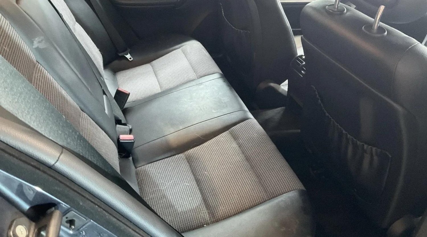 Used Mercedes-Benz C Class 2004 for sale - 77597638: Photo 8