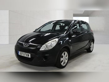 Used Hyundai i20 2011 for sale - 79373307: Photo