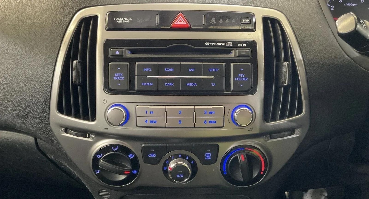 Used Hyundai i20 2012 for sale - 78127719: Photo 10