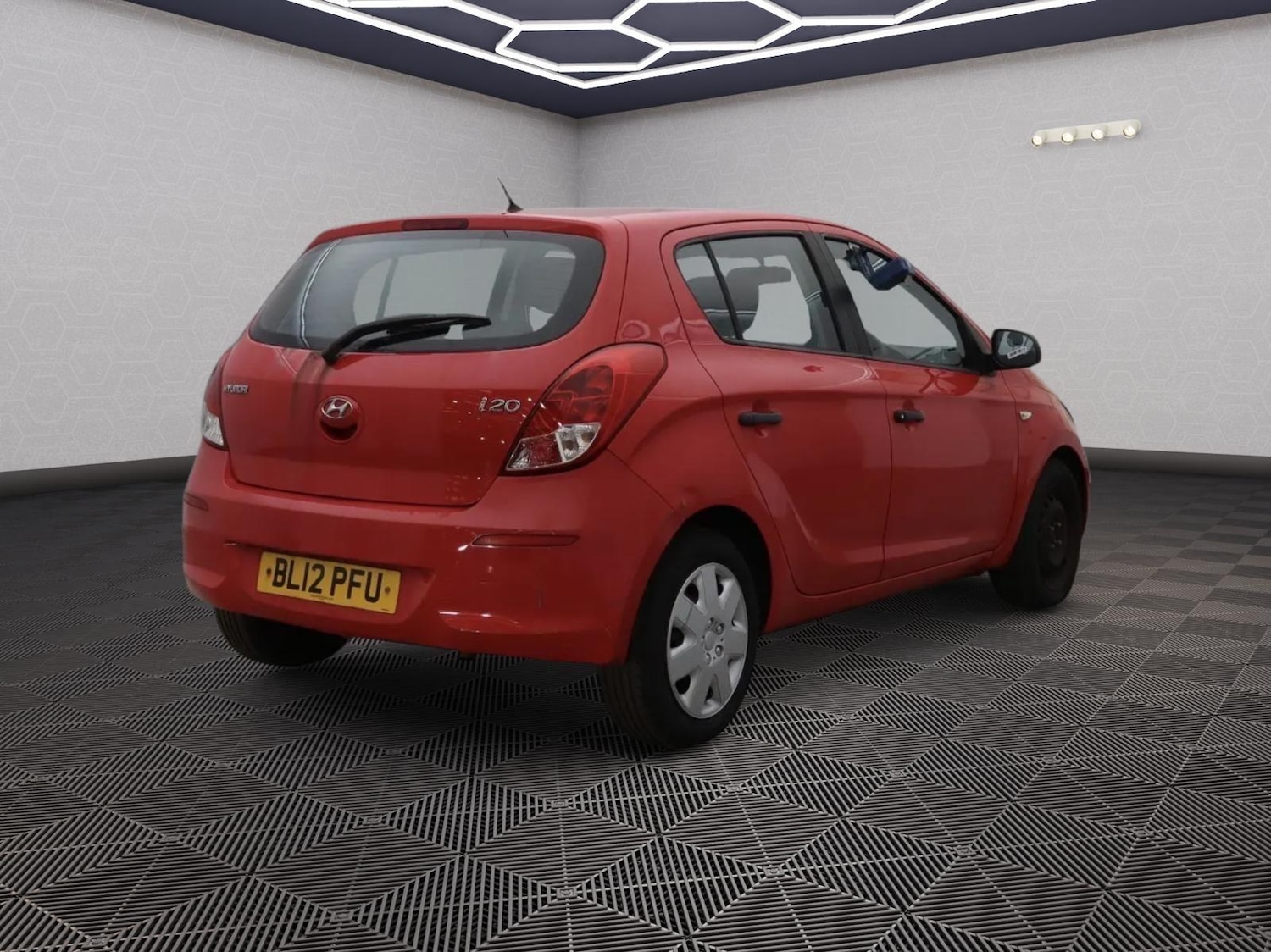 Used Hyundai i20 2012 for sale - 78127719: Photo 2